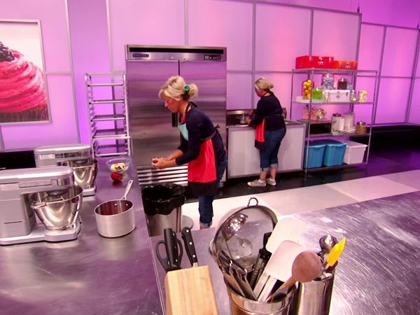 Cupcake Wars - Annie The Musical
