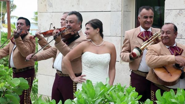 Say Yes to the Dress: Bridesmaids - It's a Drag Being a Bridesmaid