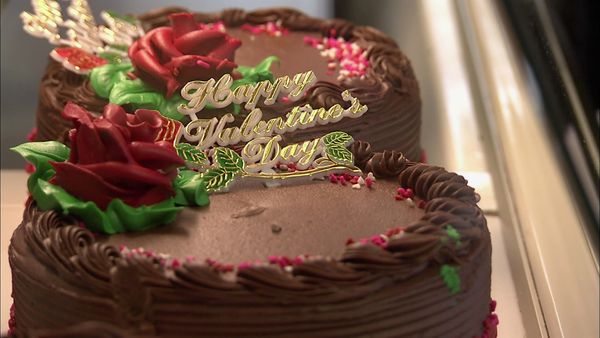 Cake Boss - Roses, Romance and a Romeo