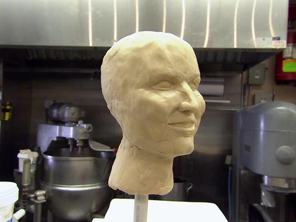 Cake Boss - Governor, Giant Lisa and Goodbye Mama