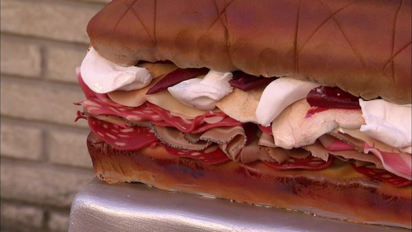 Cake Boss - 6-foot Sub Sandwich, Zeppoles and a Sick Mauro
