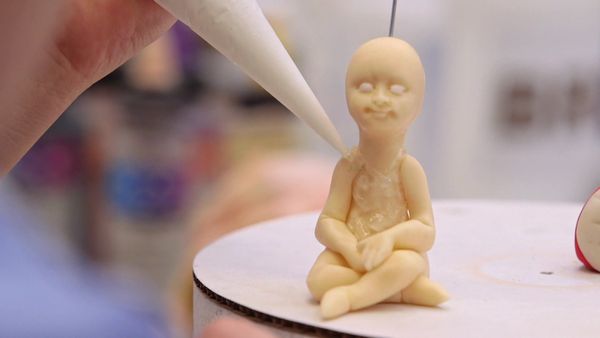 Crazy Cakes - Magical Character Cakes