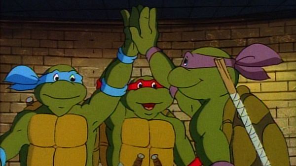 Teenage Mutant Ninja Turtles (1987) - April Gets in Dutch