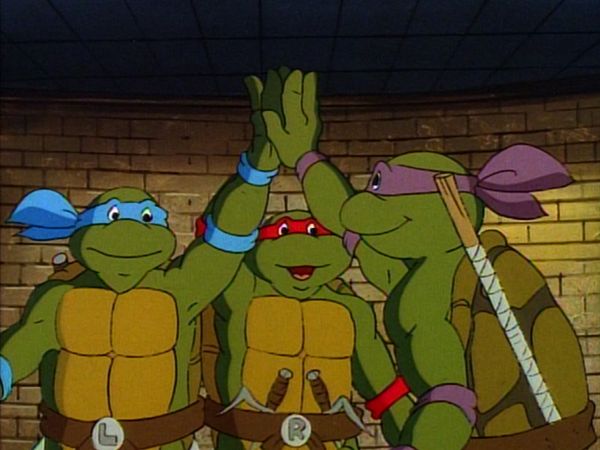 Teenage Mutant Ninja Turtles (1987) - April Gets in Dutch