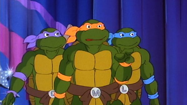 Teenage Mutant Ninja Turtles (1987) - Raphael Knocks 'Em Dead