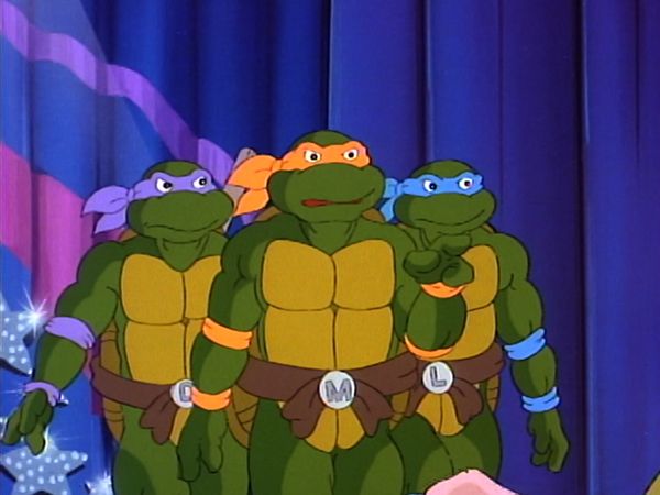 Teenage Mutant Ninja Turtles (1987) - Raphael Knocks 'Em Dead