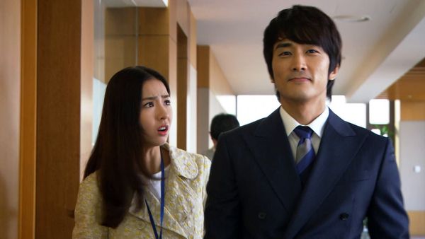 When a Man Falls in Loves - Why are you acting like this today, Team Leader?