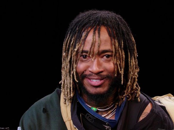 Hot Ones - Thundercat Relives a Hot Sauce Nightmare While Eating Spicy Wings