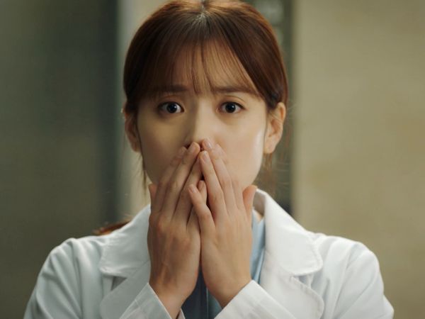 W - Two Worlds Apart - The only accomplice Kang Cheol can accept is that person.