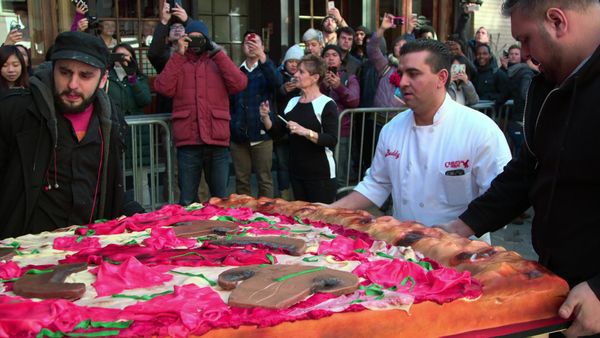 Cake Boss - Pizza, Petals and Pandemonium