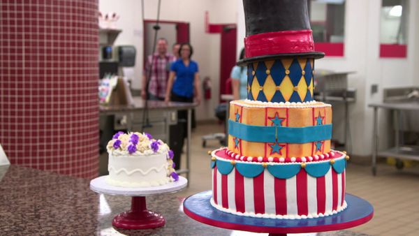 Cake Boss - Lights, Camera, Cake