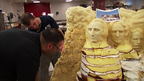 Cake Boss - Presidents, Peanut Butter and Popping-in