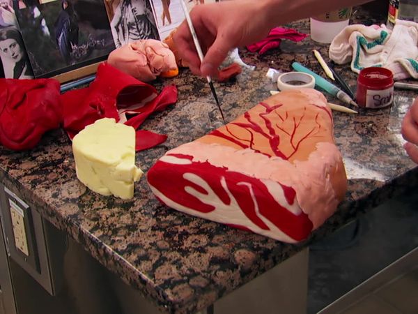 Cake Boss - New Deli, New Design