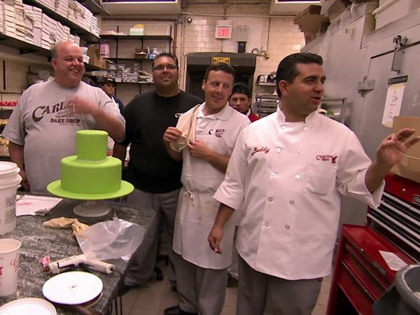 Cake Boss - Hot Air Balloon Cake and Happy Little Bakers