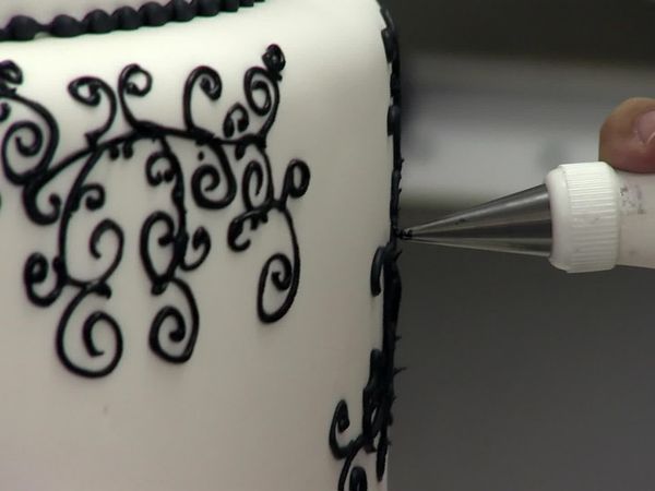 Cake Boss - A Bride, a Boat, and Bamboozled!