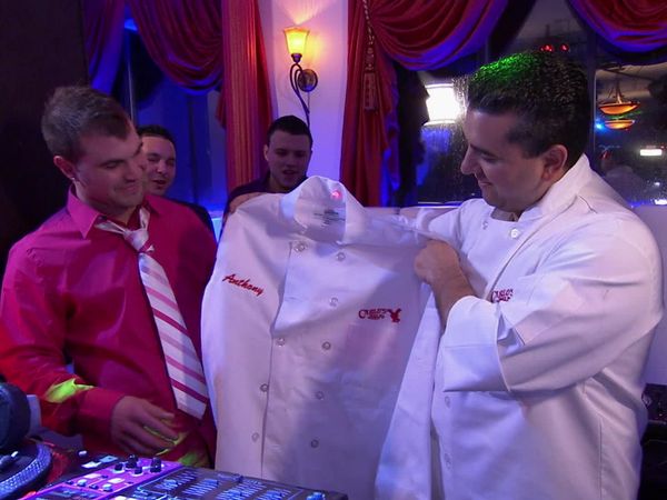 Cake Boss - Headphones, Helicopters, and Handcuffed