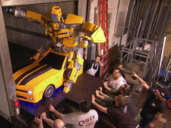Cake Boss - A Big Bumblebee and a Bossy Grace