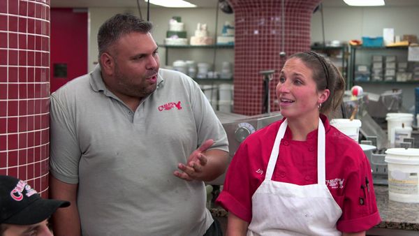 Cake Boss - Sand Castles And Seeing Double