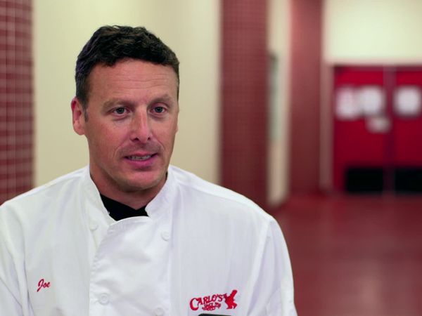 Cake Boss - Red, White and Chew