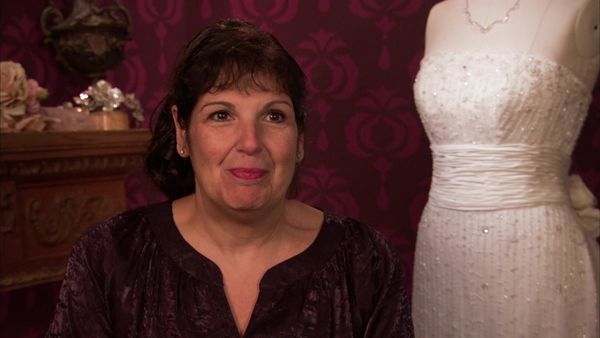 Say Yes to the Dress - Cinderella Comes in All Sizes