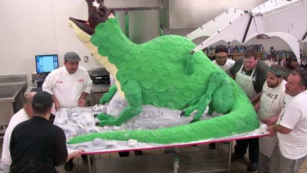 Cake Boss - Fiery Dragons and Marrying Cats