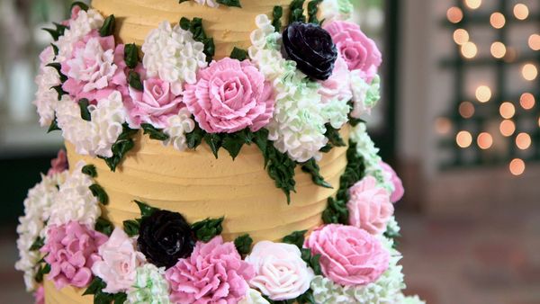 Cake Boss - Wedding Bells and Flower Power