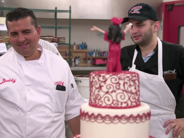 Cake Boss - Color Festival, Sofia's Graduating and a Paint Date