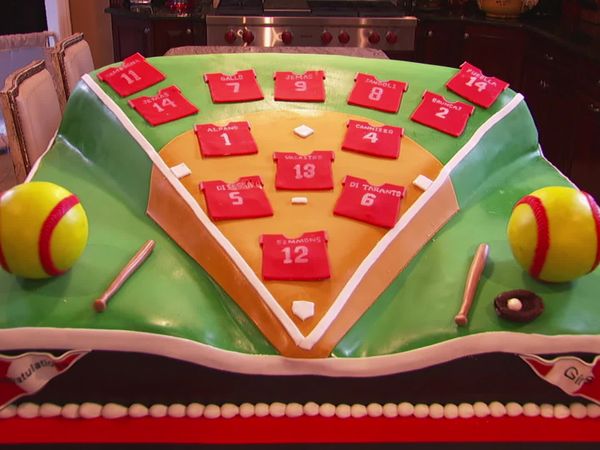 Cake Boss - Operation: Tank Cake