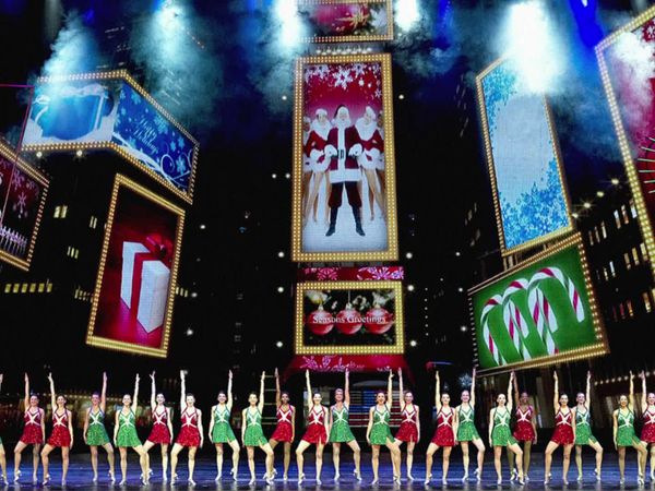 Cake Boss - Buddy and the Rockettes