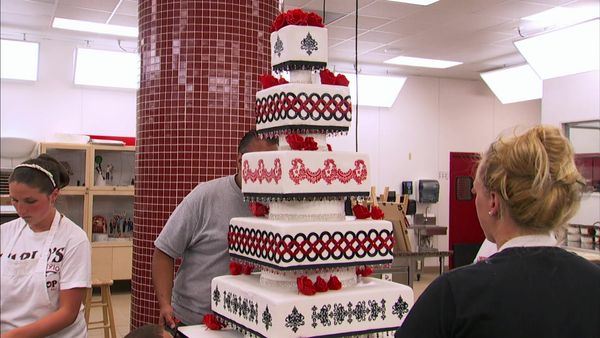 Cake Boss - Light Up the Night