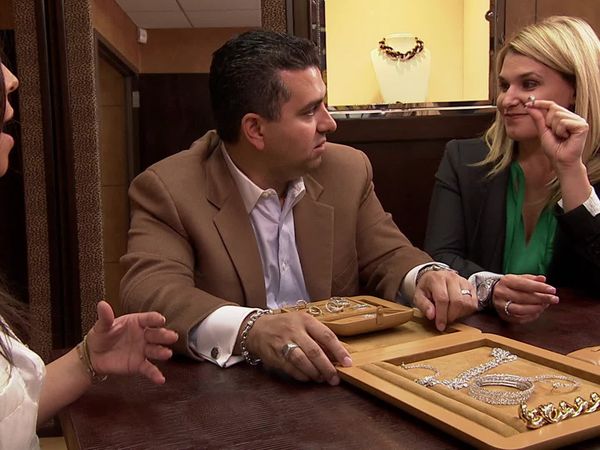 Cake Boss - Church Cake, Carats, and a Castano's Pool Party