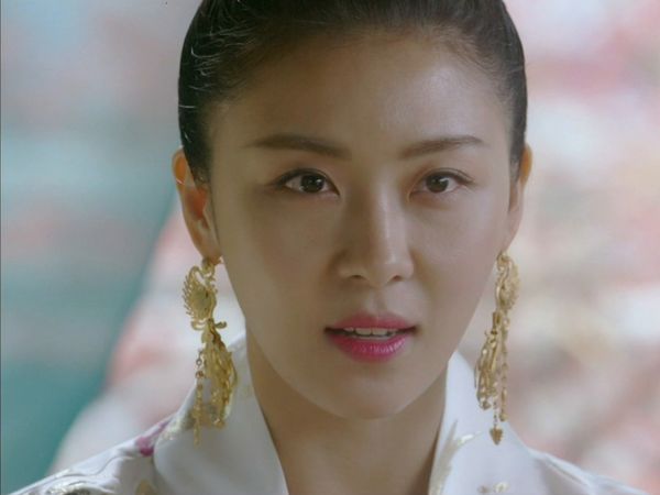 The Empress Ki - As soon as the day breaks, leave!