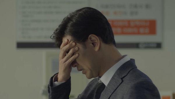 A Pledge to God - Hyunwoo is sick