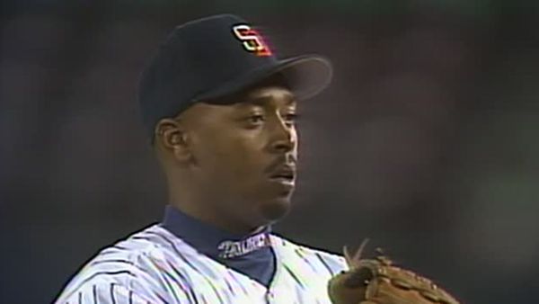 Great Games - 6/3/1995: Martinez takes perfecto into the 10th