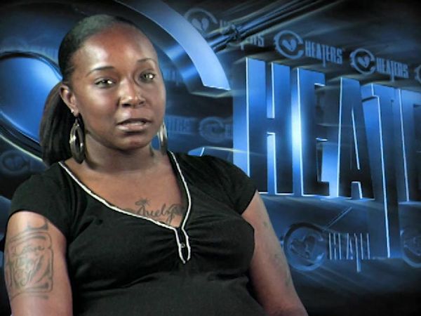 Cheaters (30') - Episode 6