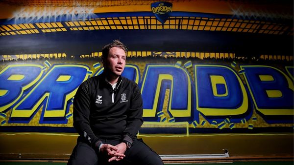 BrøndbyLyd: Bag facaden - Menno van Dam og store drømme i Brøndby