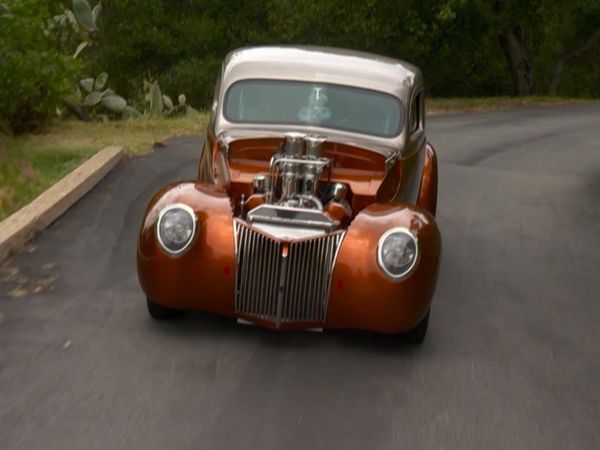 Mi Coche Clasico - 53 Estudios y 39 Ford