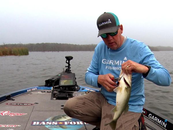 Americana Outdoors - How Pros Setup Electronics on Their Bass Boat For Success