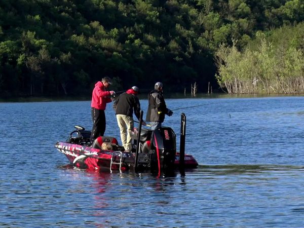 Fisherman's Handbook - Bass Pro Shops World's Fishing Fair
