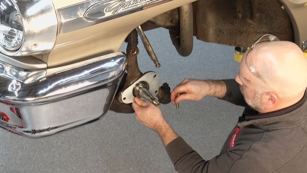 Motorhead Garage - Cleaning, Charging, Stopping, Fixing, Maintaining