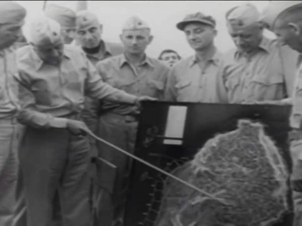 Battlezone WWII: The Battle of Midway to Victory in the Pacific - Iwo Jima
