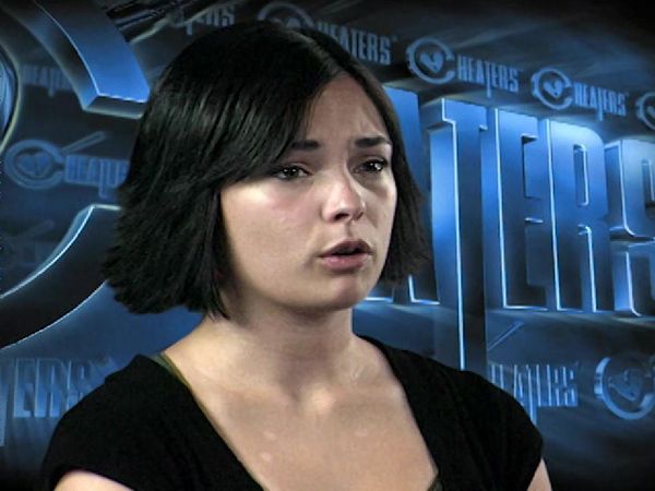 Cheaters (30') - Episode 15