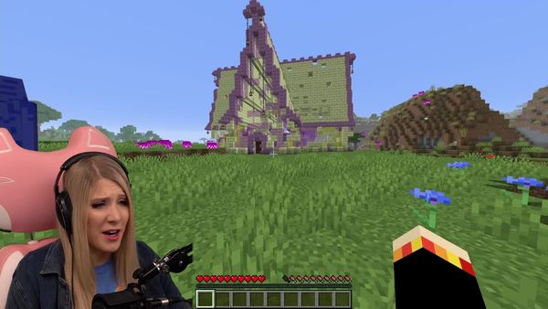 Brianna Playz - Adopted by Werewolves in Minecraft / Adopted by Enderman in Minecraft