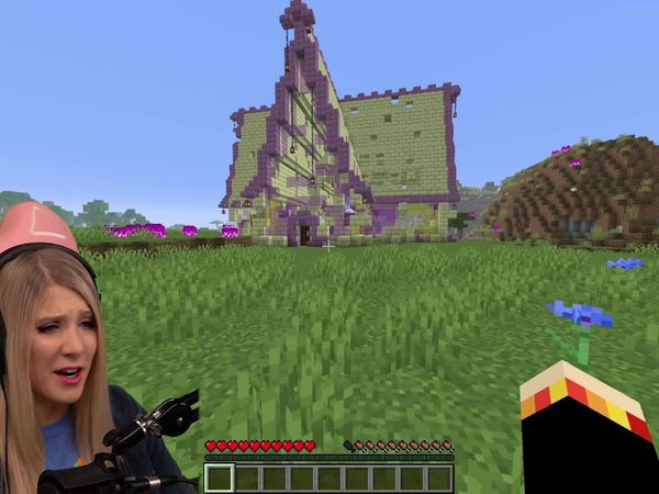 Brianna Playz - Adopted by Werewolves in Minecraft / Adopted by Enderman in Minecraft