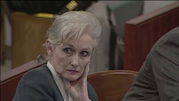 Medical Detectives - For Love Or Money