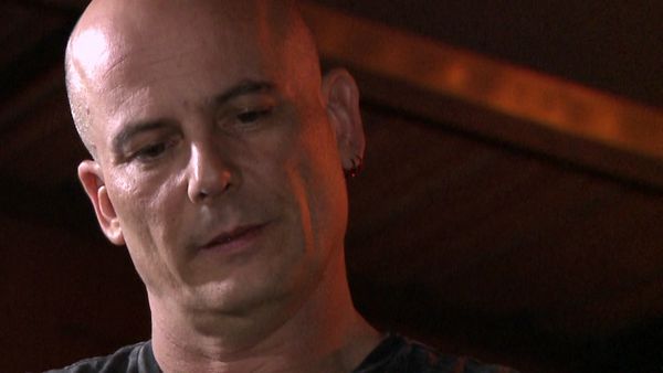 Cheaters (30') - Episode 23