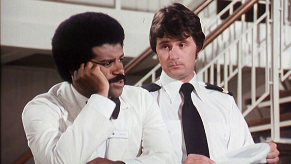 Love Boat - Roxy Blue oder der Liebestraum / Leber mit Zwiebeln oder der Juwelendieb / Schießen oder schießen lassen
