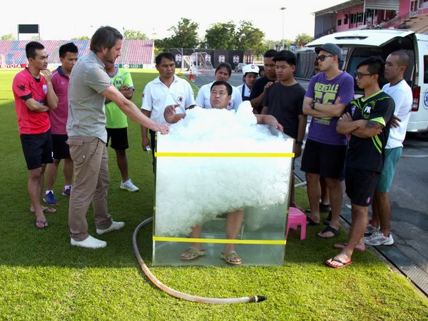 EXTRAORDINARY HUMANS - Ice Proof / Bullet Proof Man