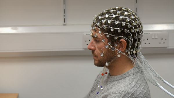 EXTRAORDINARY HUMANS - Puzzle Master / Super Brain
