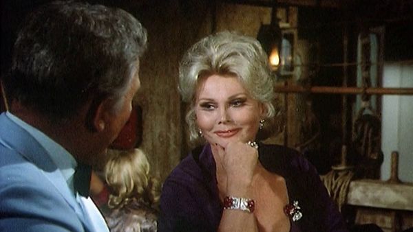 Love Boat - Eine blonde, diebische Elster / Natalie oder Annette / Der Held, der keiner ist